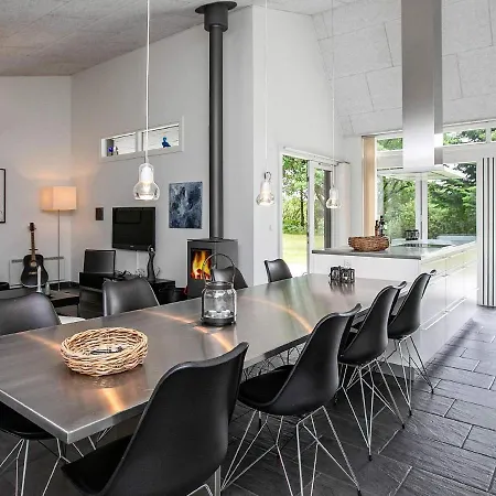 Holiday home Holiday Lxv